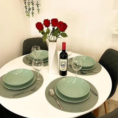 Vibe S31 ,ac,free Parking *