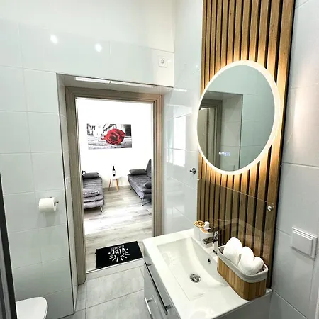 Vibe S31 ,ac,free Parking